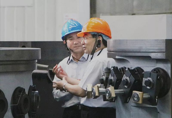 陕西省委书记、省人大常委会主任胡和平一行莅临东升国际“话转型”“谈发展”